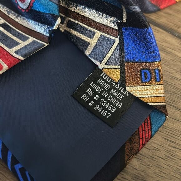 UNISEX disney ties vintage 100 % silk - Picture 5 of 5